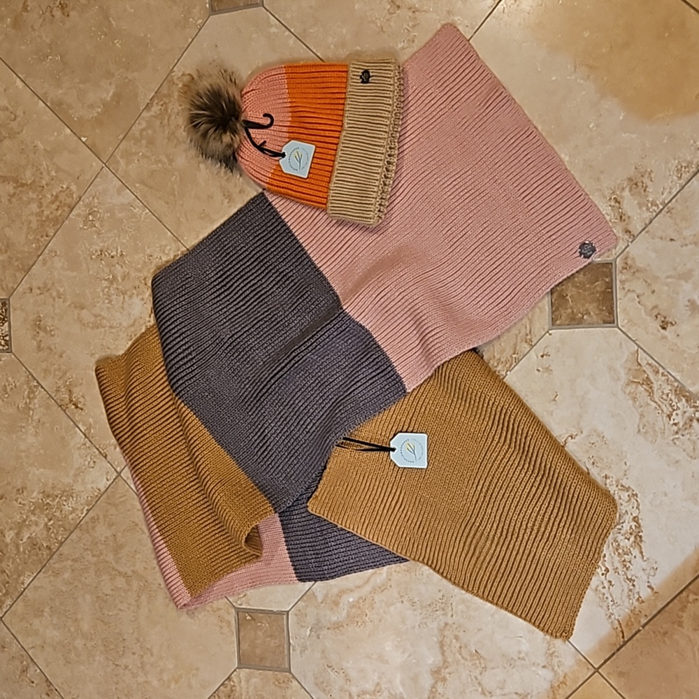 Rock Flower Paper Chelsea Scarf & Beanie